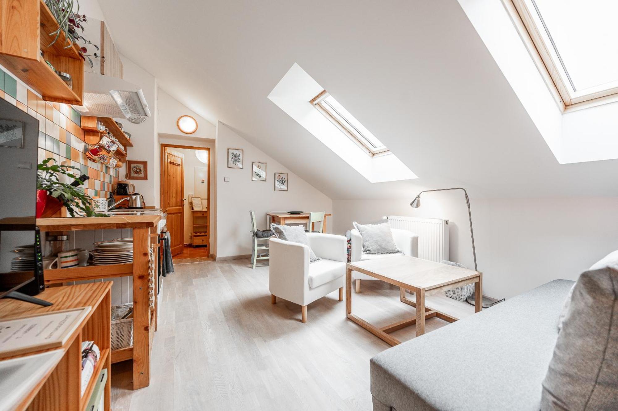 2 Room Flat Hlavna Kosice With Parking ภายนอก รูปภาพ