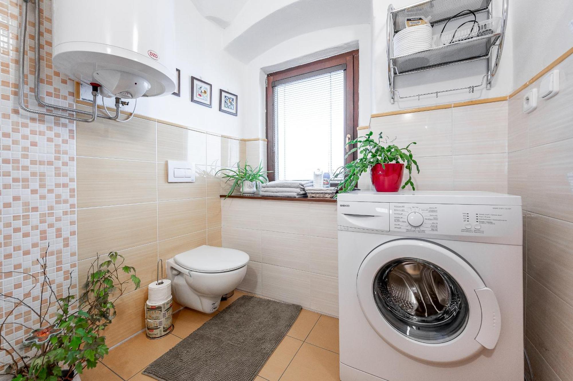 2 Room Flat Hlavna Kosice With Parking ภายนอก รูปภาพ